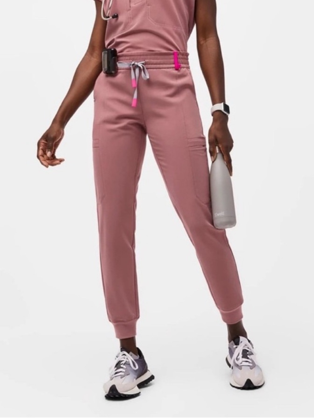 NWT Figs Lesage jogger scrub pant in Mauve XSR